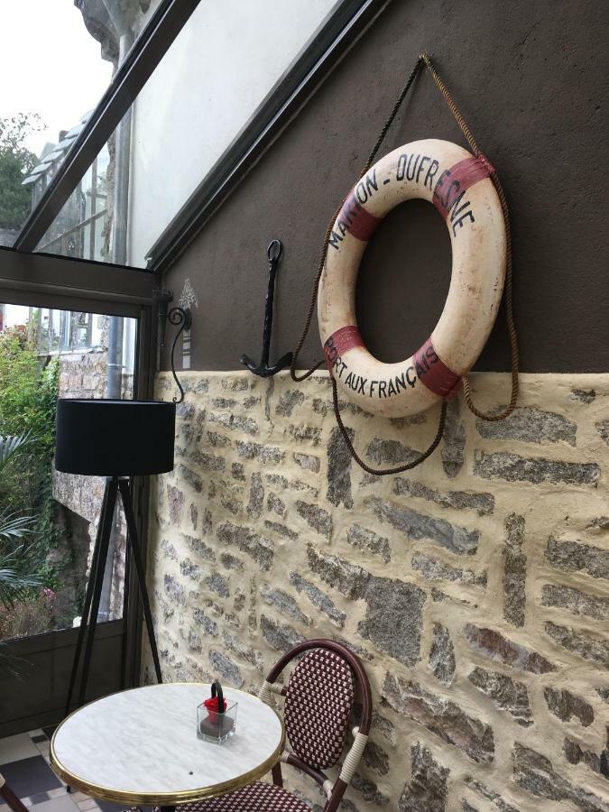Les Dames De Nage Bed & Breakfast Grand-Champ Bagian luar foto